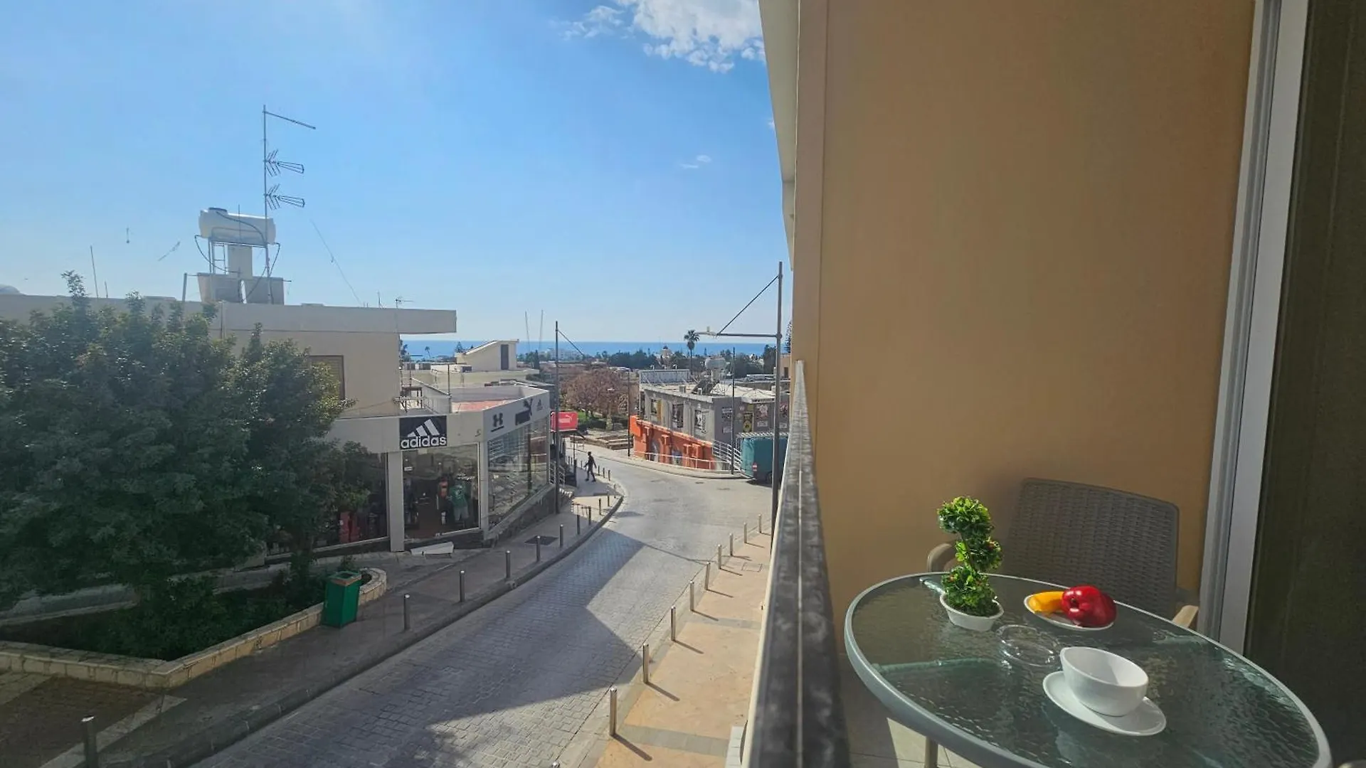 Piazza Napa Suites Ayia Napa 0*,